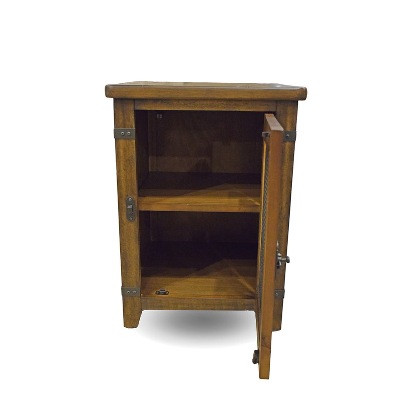 Chesterfield Chairside Table