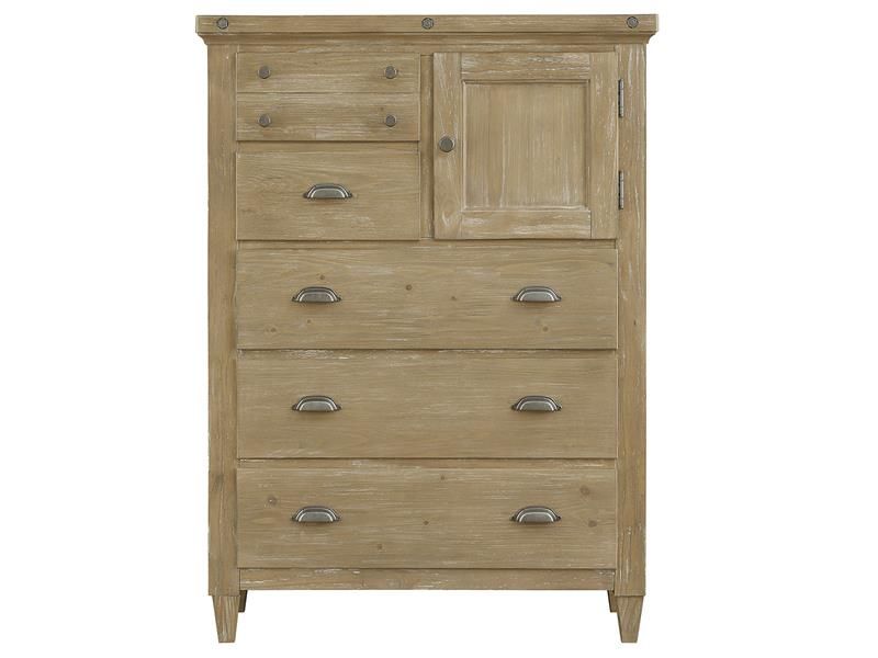 Lynnfield Chest